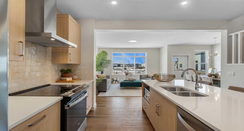 434 South Shore Drive, Chestermere, Alberta T2P 3H9, 3 Bedrooms Bedrooms, ,3 BathroomsBathrooms,Residential,For Sale,South Shore,A2298802