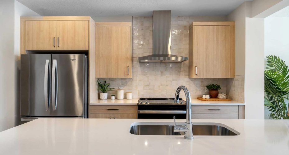 434 South Shore Drive, Chestermere, Alberta T2P 3H9, 3 Bedrooms Bedrooms, ,3 BathroomsBathrooms,Residential,For Sale,South Shore,A2298802