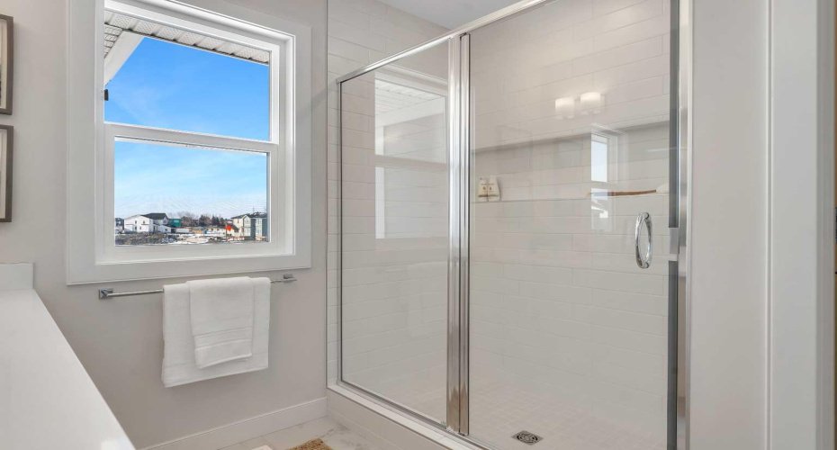 434 South Shore Drive, Chestermere, Alberta T2P 3H9, 3 Bedrooms Bedrooms, ,3 BathroomsBathrooms,Residential,For Sale,South Shore,A2298802