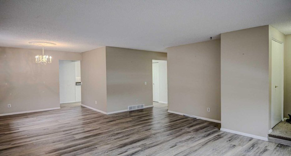 12120 Lake Michigan Road, Calgary, Alberta T2J3G3, 4 Bedrooms Bedrooms, ,3 BathroomsBathrooms,Residential,For Sale,Lake Michigan,A2298858