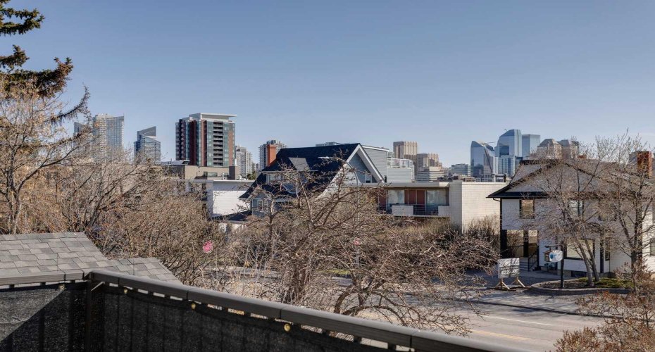 2203 14 Street, Calgary, Alberta T2T3T2, 2 Bedrooms Bedrooms, ,1 BathroomBathrooms,Residential,For Sale,14,A2298864