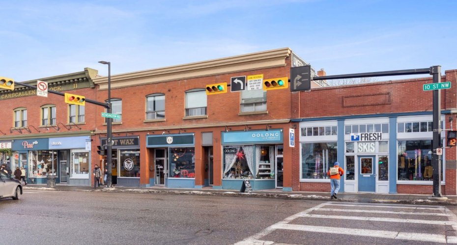 4 14 Street, Calgary, Alberta T2N 1Z4, 2 Bedrooms Bedrooms, ,1 BathroomBathrooms,Residential,For Sale,14,A2298904