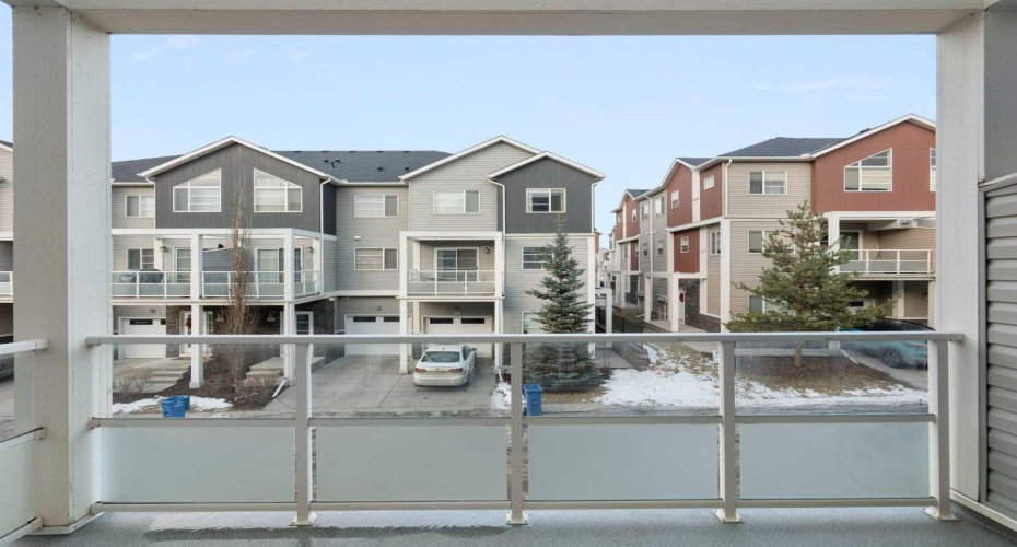 428 Redstone View, Calgary, Alberta T3N 1B5, 2 Bedrooms Bedrooms, ,3 BathroomsBathrooms,Residential,For Sale,Redstone,A2298920