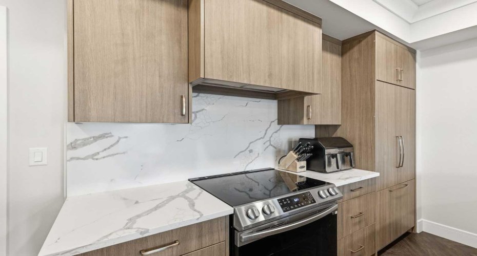 370 Dieppe Drive, Calgary, Alberta T3E0E6, 1 Bedroom Bedrooms, ,1 BathroomBathrooms,Residential,For Sale,Dieppe,A2298967