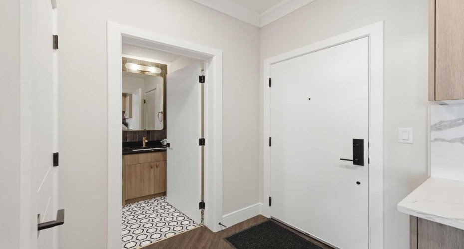 370 Dieppe Drive, Calgary, Alberta T3E0E6, 1 Bedroom Bedrooms, ,1 BathroomBathrooms,Residential,For Sale,Dieppe,A2298967