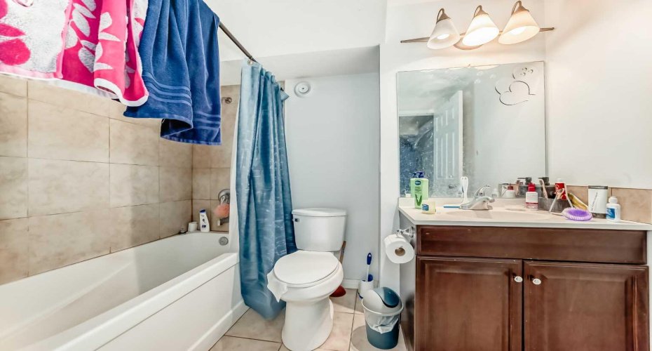 207 Eldorado Close, Calgary, Alberta T1Y6T5, 5 Bedrooms Bedrooms, ,4 BathroomsBathrooms,Residential,For Sale,Eldorado,A2298989