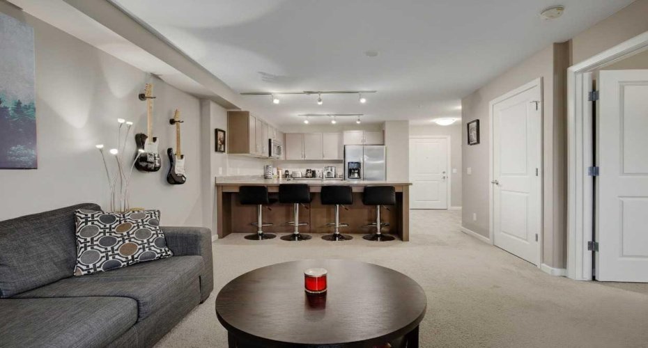 402 Kincora Glen Road, Calgary, Alberta T3R 0B8, 1 Bedroom Bedrooms, ,1 BathroomBathrooms,Residential,For Sale,Kincora Glen,A2283941