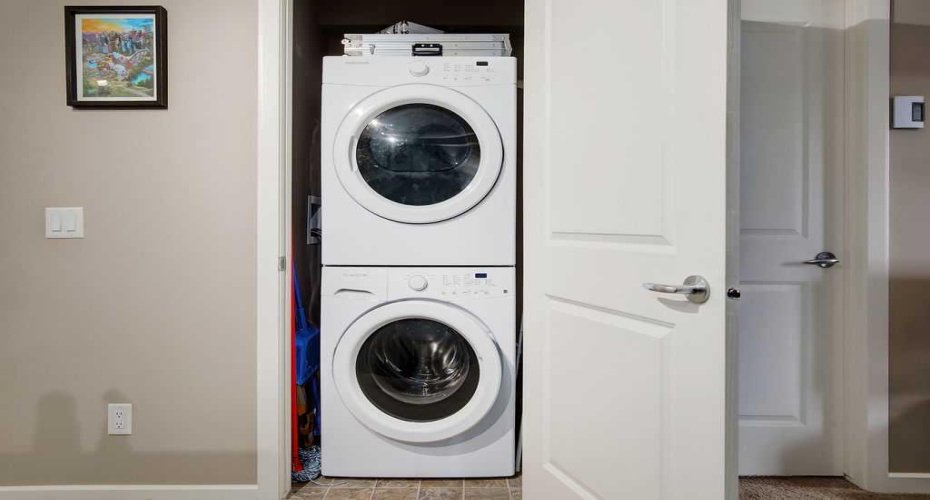 402 Kincora Glen Road, Calgary, Alberta T3R 0B8, 1 Bedroom Bedrooms, ,1 BathroomBathrooms,Residential,For Sale,Kincora Glen,A2283941