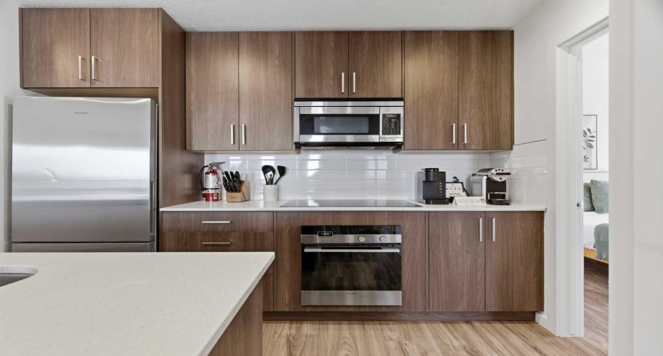 1629 38 Street, Calgary, Alberta T3C 1T8, 2 Bedrooms Bedrooms, ,2 BathroomsBathrooms,Residential,For Sale,38,A2295783