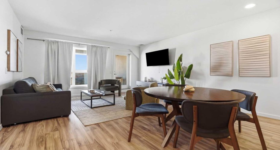 1629 38 Street, Calgary, Alberta T3C 1T8, 2 Bedrooms Bedrooms, ,2 BathroomsBathrooms,Residential,For Sale,38,A2295783