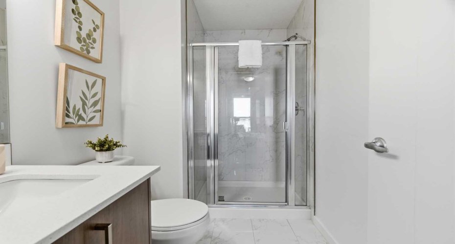 1629 38 Street, Calgary, Alberta T3C 1T8, 2 Bedrooms Bedrooms, ,2 BathroomsBathrooms,Residential,For Sale,38,A2295783