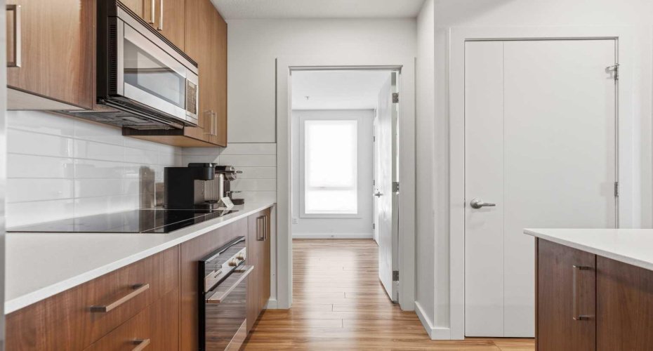 1629 38 Street, Calgary, Alberta T3C 1T8, 2 Bedrooms Bedrooms, ,2 BathroomsBathrooms,Residential,For Sale,38,A2295783