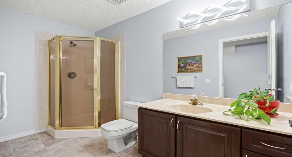 1331 Sunvista Way, Calgary, Alberta T2X 3G5, 4 Bedrooms Bedrooms, ,3 BathroomsBathrooms,Residential,For Sale,Sunvista,A2295835