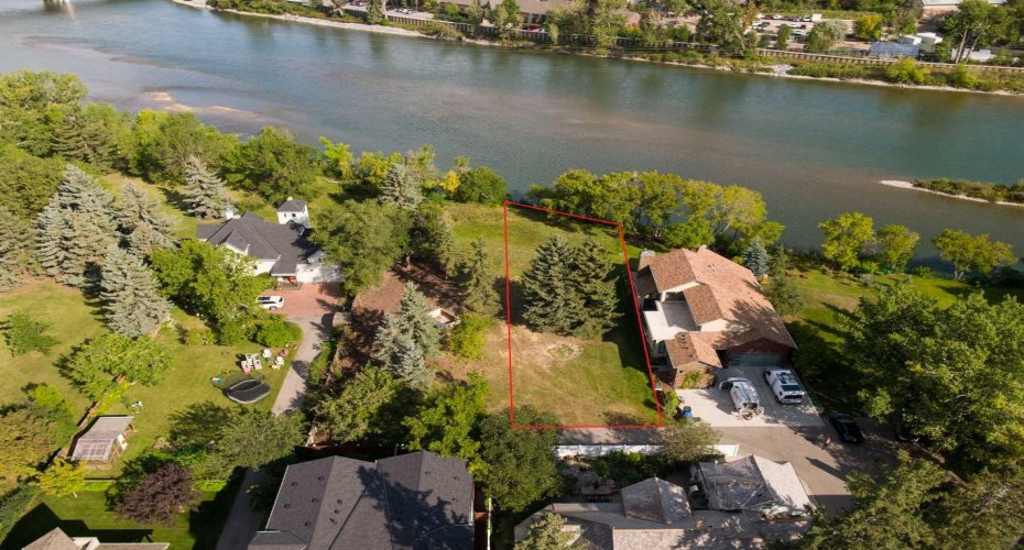Riverfront Property. Boundary lines are approximate.