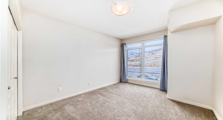 141 Mountain Street, Cochrane, Alberta T4C 1Z5, 2 Bedrooms Bedrooms, ,2 BathroomsBathrooms,Residential,For Sale,Mountain,A2297162