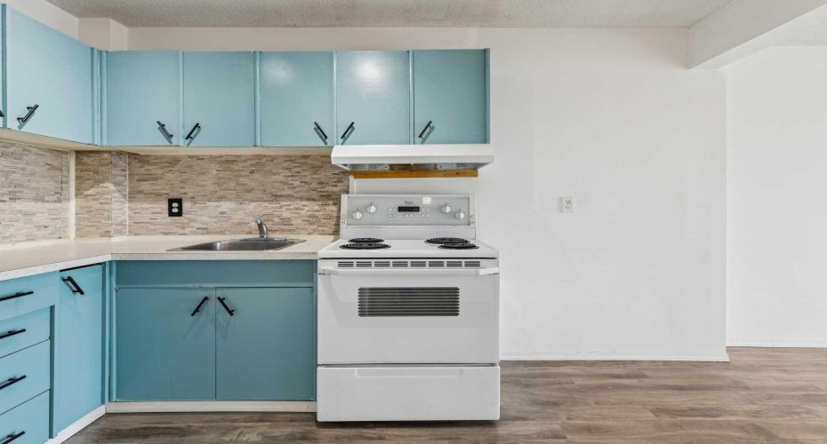 510 58 Avenue, Calgary, Alberta T2V 0H6, 1 Bedroom Bedrooms, ,1 BathroomBathrooms,Residential,For Sale,58,A2297630