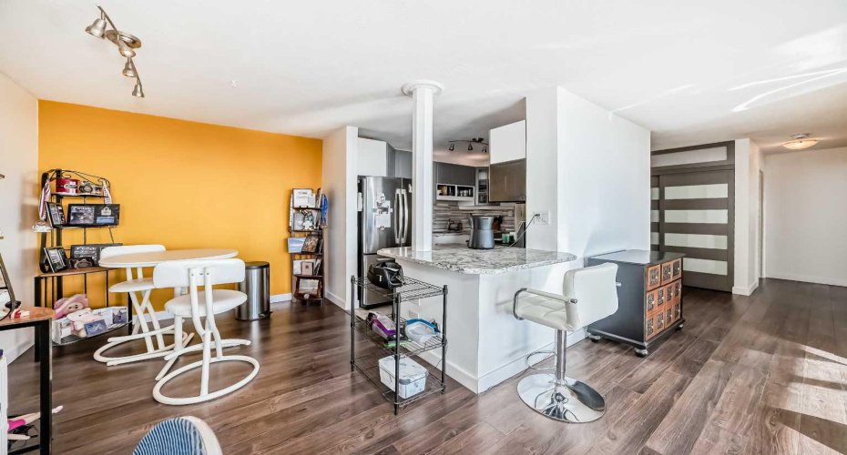 8604 48 Avenue, Calgary, Alberta T3B 5E6, 2 Bedrooms Bedrooms, ,1 BathroomBathrooms,Residential,For Sale,48,A2297637