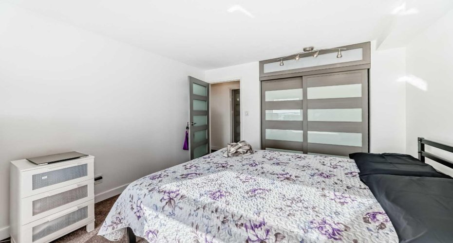 8604 48 Avenue, Calgary, Alberta T3B 5E6, 2 Bedrooms Bedrooms, ,1 BathroomBathrooms,Residential,For Sale,48,A2297637