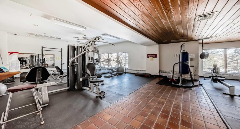 8604 48 Avenue, Calgary, Alberta T3B 5E6, 2 Bedrooms Bedrooms, ,1 BathroomBathrooms,Residential,For Sale,48,A2297637