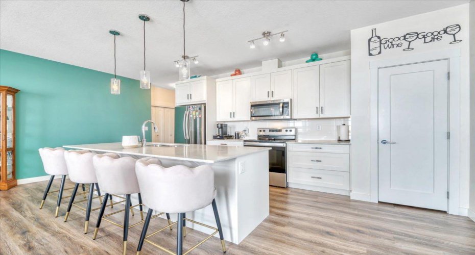 35 walgrove Walk, Calgary, Alberta T2X 4S6, 2 Bedrooms Bedrooms, ,2 BathroomsBathrooms,Residential,For Sale,walgrove,A2297696