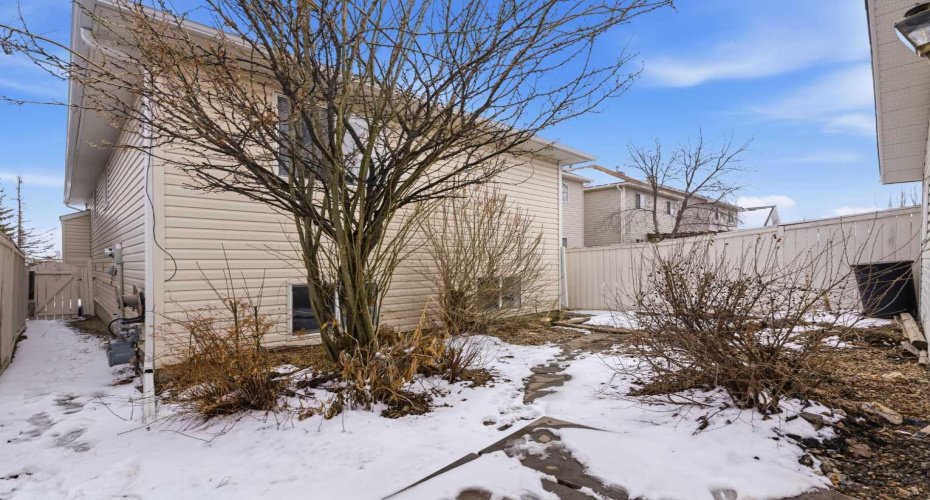 77 Bridleglen Road, Calgary, Alberta T2Y 3X5, 4 Bedrooms Bedrooms, ,2 BathroomsBathrooms,Residential,For Sale,Bridleglen,A2297802