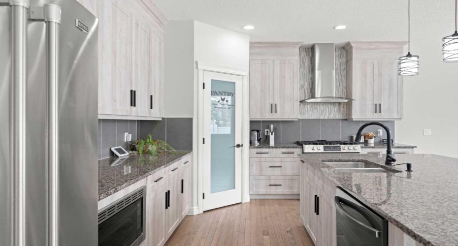 44 Cimarron Springs Circle, Okotoks, Alberta T1S 0M2, 3 Bedrooms Bedrooms, ,3 BathroomsBathrooms,Residential,For Sale,Cimarron Springs,A2297876