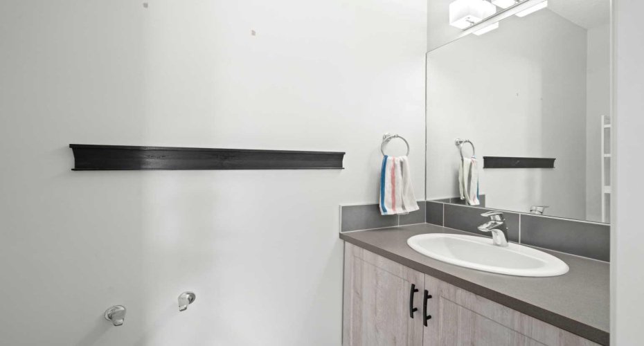 44 Cimarron Springs Circle, Okotoks, Alberta T1S 0M2, 3 Bedrooms Bedrooms, ,3 BathroomsBathrooms,Residential,For Sale,Cimarron Springs,A2297876