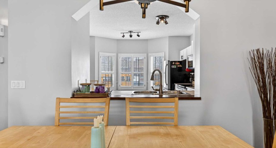 10796 Hidden Valley Drive, Calgary, Alberta T3A 5H6, 4 Bedrooms Bedrooms, ,4 BathroomsBathrooms,Residential,For Sale,Hidden Valley,A2297888