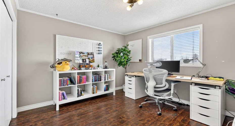 10796 Hidden Valley Drive, Calgary, Alberta T3A 5H6, 4 Bedrooms Bedrooms, ,4 BathroomsBathrooms,Residential,For Sale,Hidden Valley,A2297888