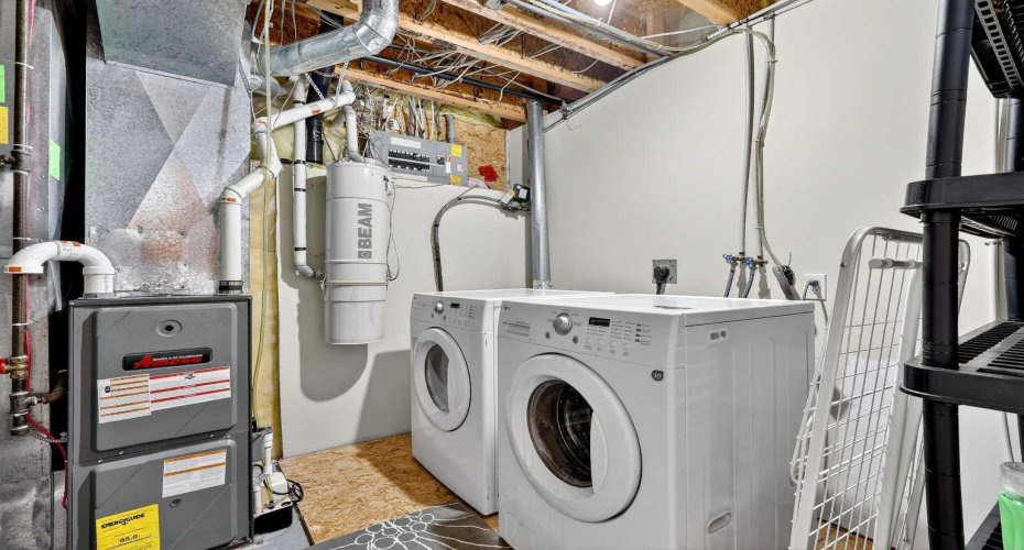 10796 Hidden Valley Drive, Calgary, Alberta T3A 5H6, 4 Bedrooms Bedrooms, ,4 BathroomsBathrooms,Residential,For Sale,Hidden Valley,A2297888