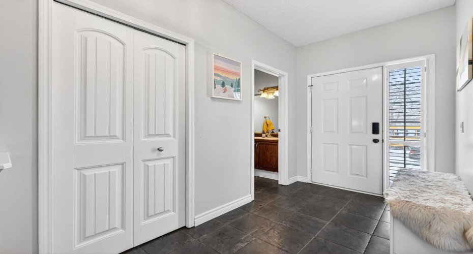 10796 Hidden Valley Drive, Calgary, Alberta T3A 5H6, 4 Bedrooms Bedrooms, ,4 BathroomsBathrooms,Residential,For Sale,Hidden Valley,A2297888