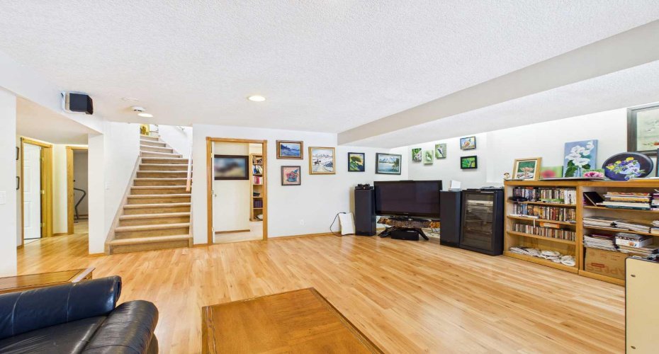 535 Cimarron Point, Okotoks, Alberta T1S 1S6, 5 Bedrooms Bedrooms, ,3 BathroomsBathrooms,Residential,For Sale,Cimarron,A2297911