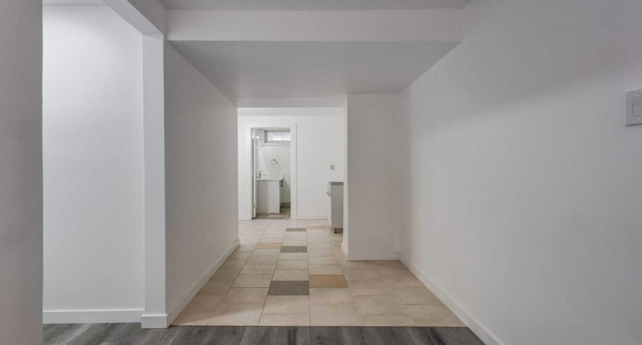 32 Midland Place, Calgary, Alberta T2X 1P9, 4 Bedrooms Bedrooms, ,2 BathroomsBathrooms,Residential,For Sale,Midland,A2297933