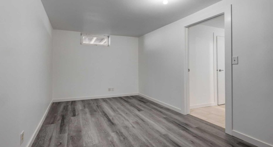 32 Midland Place, Calgary, Alberta T2X 1P9, 4 Bedrooms Bedrooms, ,2 BathroomsBathrooms,Residential,For Sale,Midland,A2297933