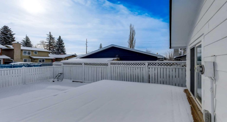 32 Midland Place, Calgary, Alberta T2X 1P9, 4 Bedrooms Bedrooms, ,2 BathroomsBathrooms,Residential,For Sale,Midland,A2297933