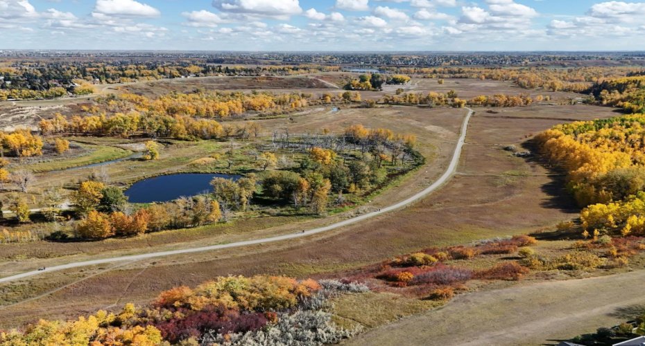 32 Midland Place, Calgary, Alberta T2X 1P9, 4 Bedrooms Bedrooms, ,2 BathroomsBathrooms,Residential,For Sale,Midland,A2297933