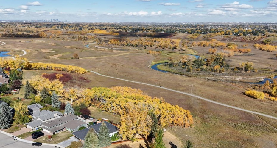 32 Midland Place, Calgary, Alberta T2X 1P9, 4 Bedrooms Bedrooms, ,2 BathroomsBathrooms,Residential,For Sale,Midland,A2297933