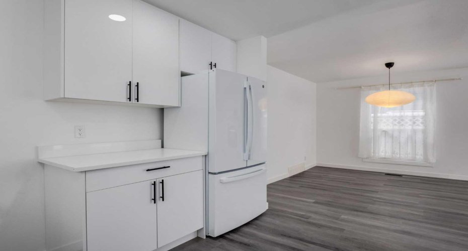 32 Midland Place, Calgary, Alberta T2X 1P9, 4 Bedrooms Bedrooms, ,2 BathroomsBathrooms,Residential,For Sale,Midland,A2297933