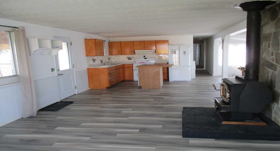 93 Huntstrom Drive, Calgary, Alberta T2K 5V5, 2 Bedrooms Bedrooms, ,1 BathroomBathrooms,Residential,For Sale,Huntstrom,A2297118