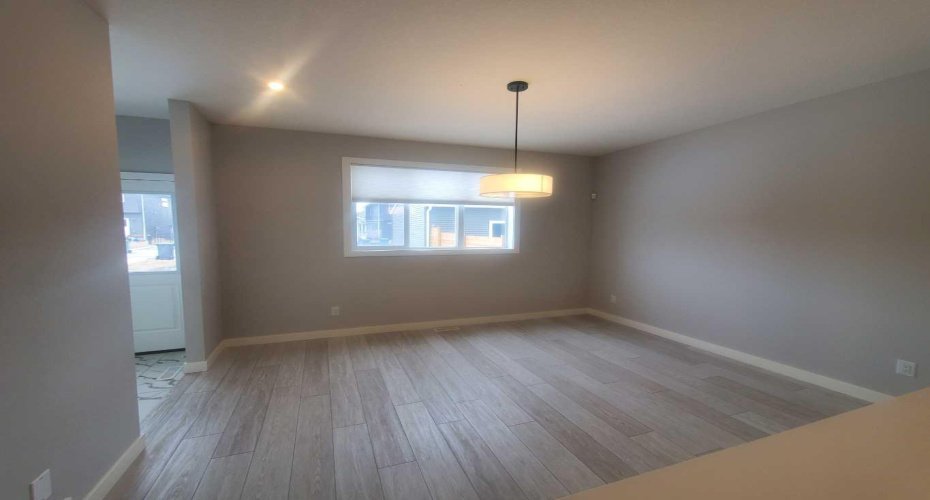 1045 West Lakeview Drive, Chestermere, Alberta T1X2T2, 3 Bedrooms Bedrooms, ,3 BathroomsBathrooms,Residential,For Sale,West Lakeview,A2298127