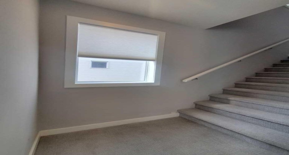 1045 West Lakeview Drive, Chestermere, Alberta T1X2T2, 3 Bedrooms Bedrooms, ,3 BathroomsBathrooms,Residential,For Sale,West Lakeview,A2298127