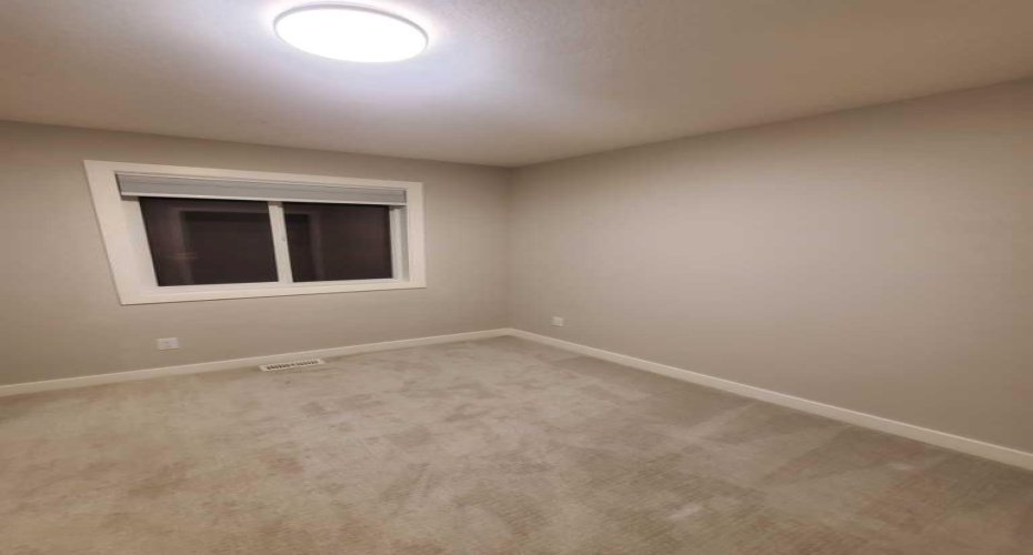 1045 West Lakeview Drive, Chestermere, Alberta T1X2T2, 3 Bedrooms Bedrooms, ,3 BathroomsBathrooms,Residential,For Sale,West Lakeview,A2298127