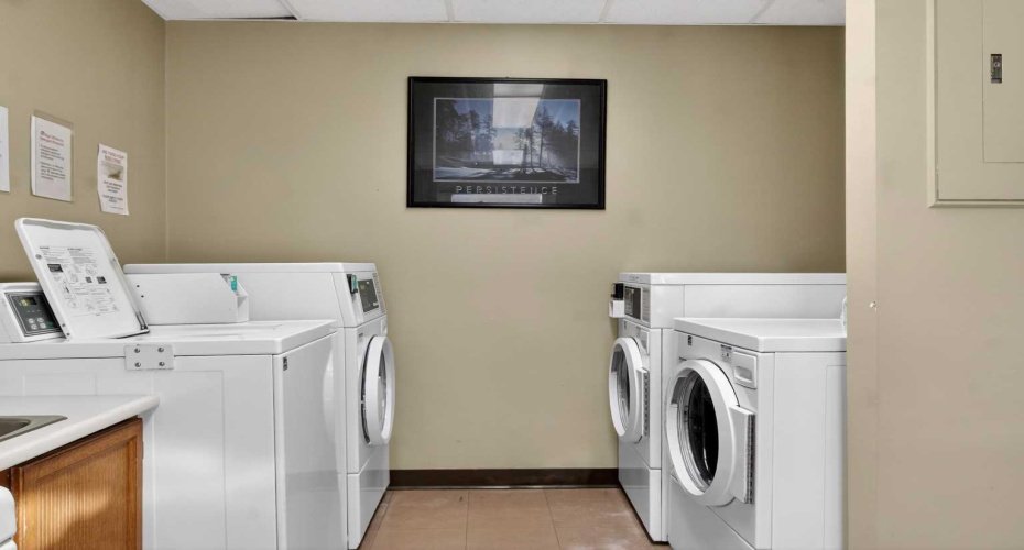 1011 12 Avenue, Calgary, Alberta t2r 0j5, 2 Bedrooms Bedrooms, ,1 BathroomBathrooms,Residential,For Sale,12,A2288994