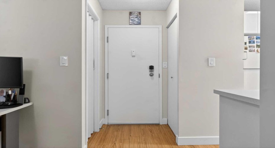 1011 12 Avenue, Calgary, Alberta t2r 0j5, 2 Bedrooms Bedrooms, ,1 BathroomBathrooms,Residential,For Sale,12,A2288994