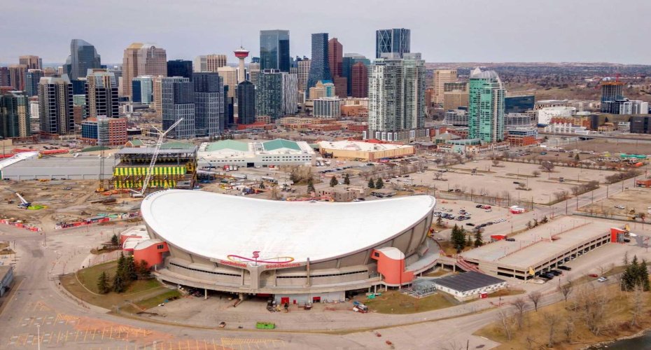 Walk the couple of blocks to concerts and Stampede!