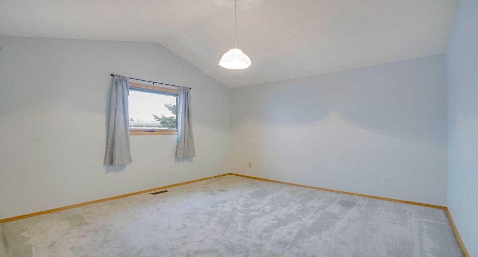 463 23 Avenue, Calgary, Alberta T2M1S5, 4 Bedrooms Bedrooms, ,4 BathroomsBathrooms,Residential,For Sale,23,A2298923