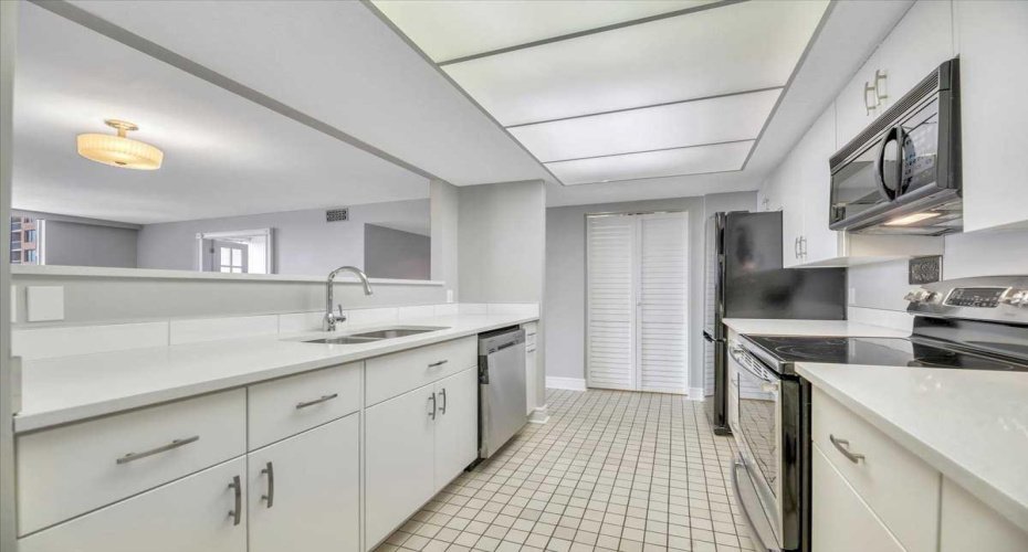 318 26 Avenue, Calgary, Alberta T2S 2T9, 2 Bedrooms Bedrooms, ,2 BathroomsBathrooms,Residential,For Sale,26,A2298984