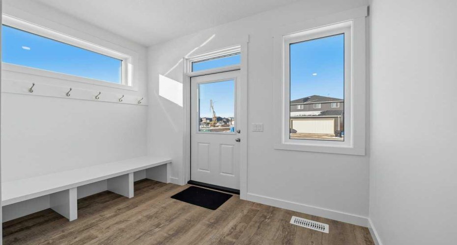 105 Creekstone Manor, Calgary, Alberta T2X 5W5, 4 Bedrooms Bedrooms, ,3 BathroomsBathrooms,Residential,For Sale,Creekstone,A2297741