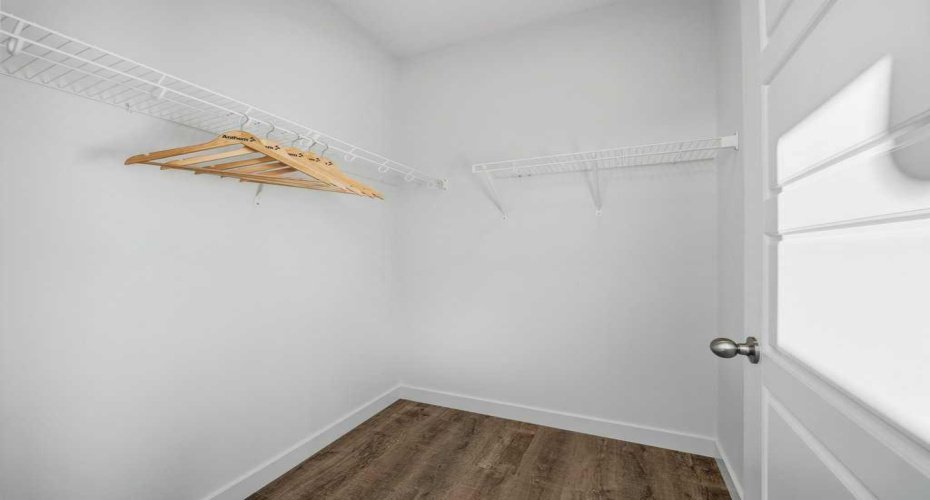 105 Creekstone Manor, Calgary, Alberta T2X 5W5, 4 Bedrooms Bedrooms, ,3 BathroomsBathrooms,Residential,For Sale,Creekstone,A2297741