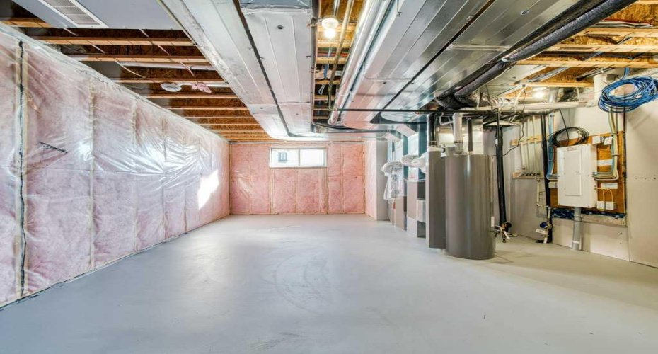 105 Creekstone Manor, Calgary, Alberta T2X 5W5, 4 Bedrooms Bedrooms, ,3 BathroomsBathrooms,Residential,For Sale,Creekstone,A2297741